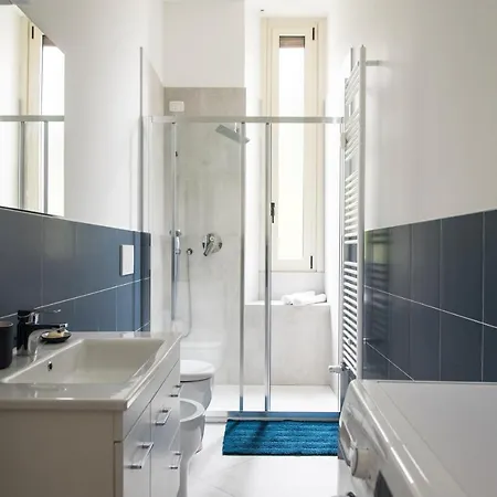 1 Bedroom Flat With Garden * ميلان